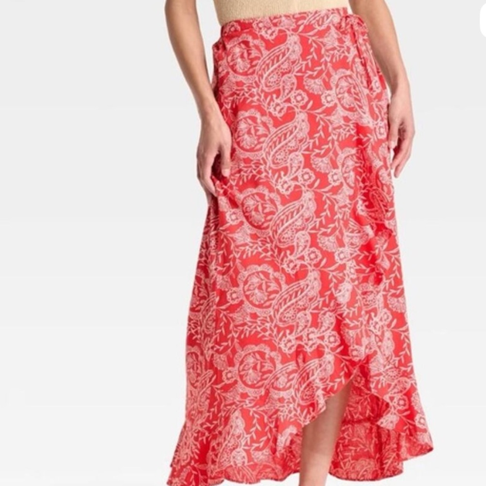Universal Thread NWT Women's Ruffle Maxi Wrap Skirt Red Size M